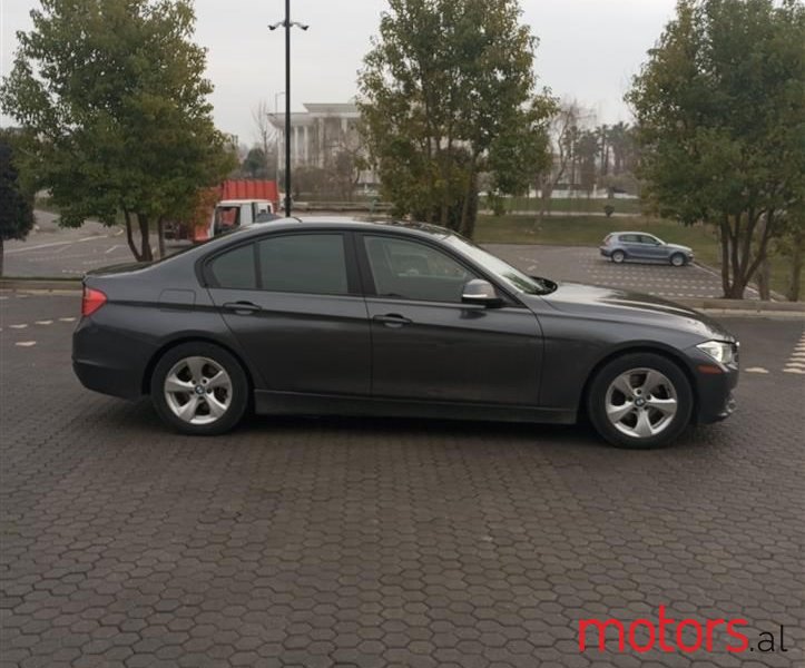 2013' BMW 320 photo #4