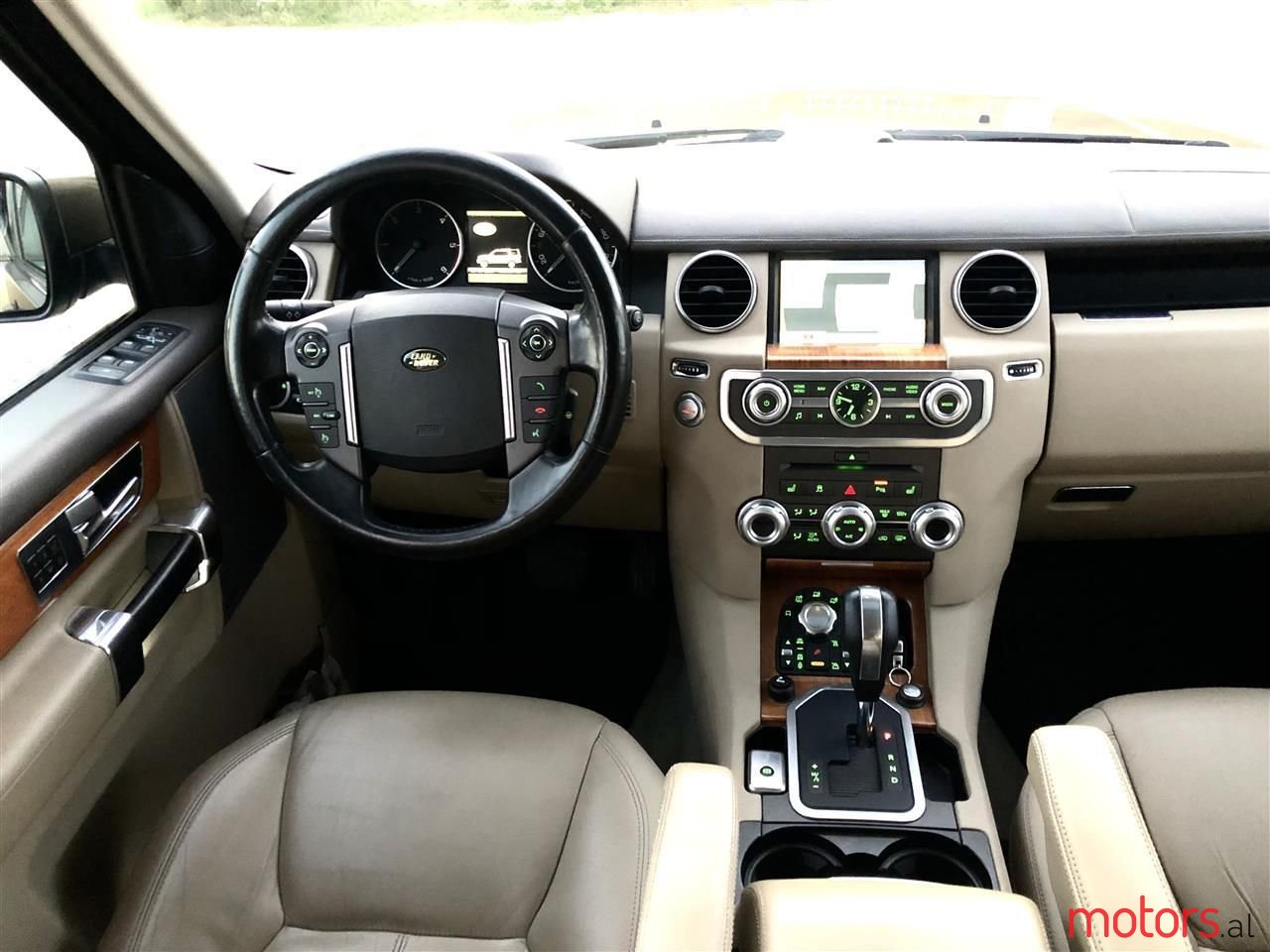 2009' Land Rover Discovery photo #3