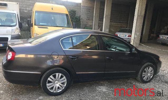 2006' Volkswagen Passat photo #1