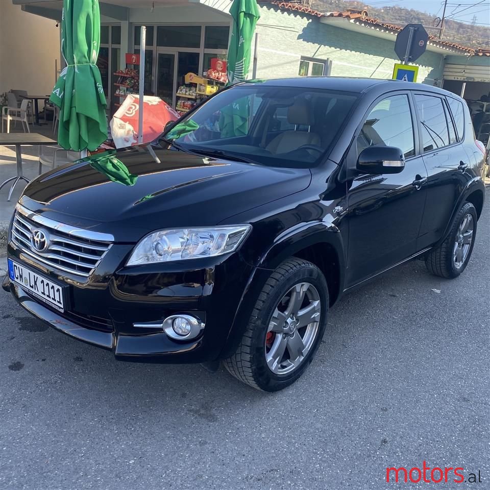 2011' Toyota RAV4 photo #1