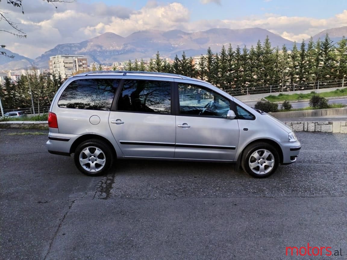 2007' Volkswagen Sharan photo #6