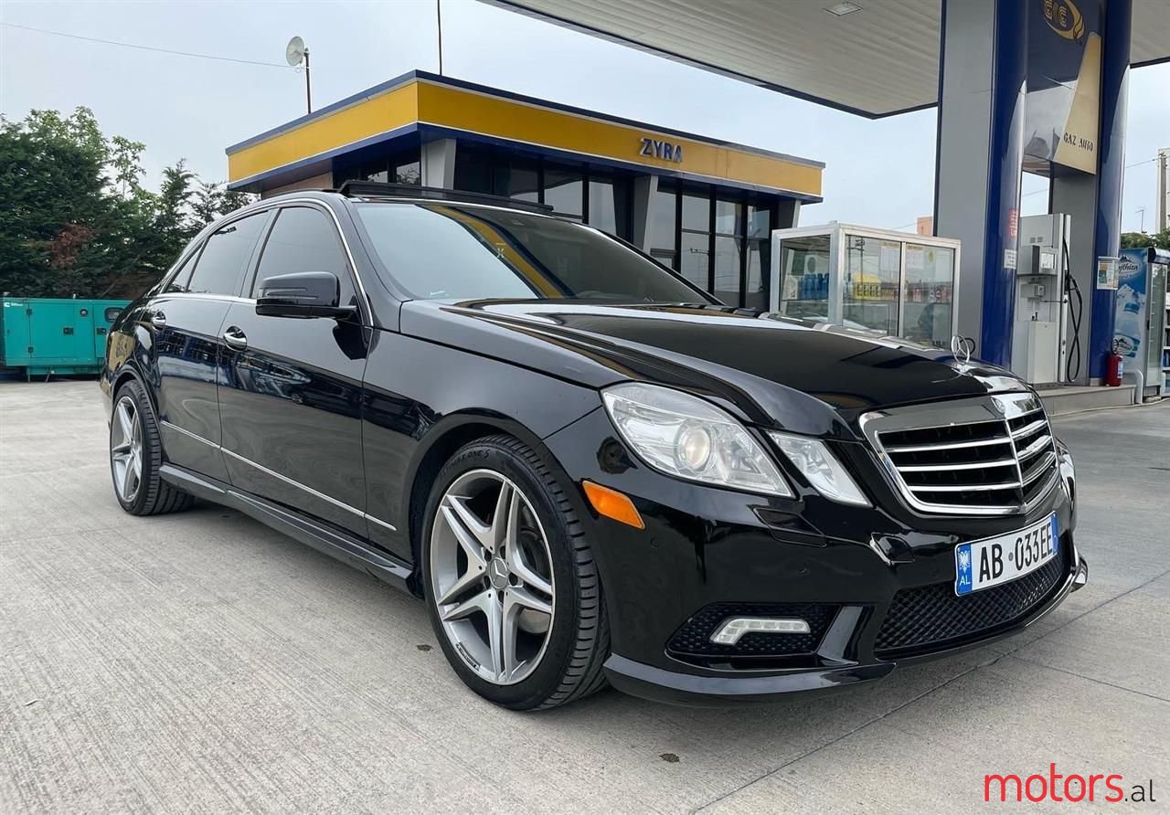 2011' Mercedes-Benz E 350 photo #2