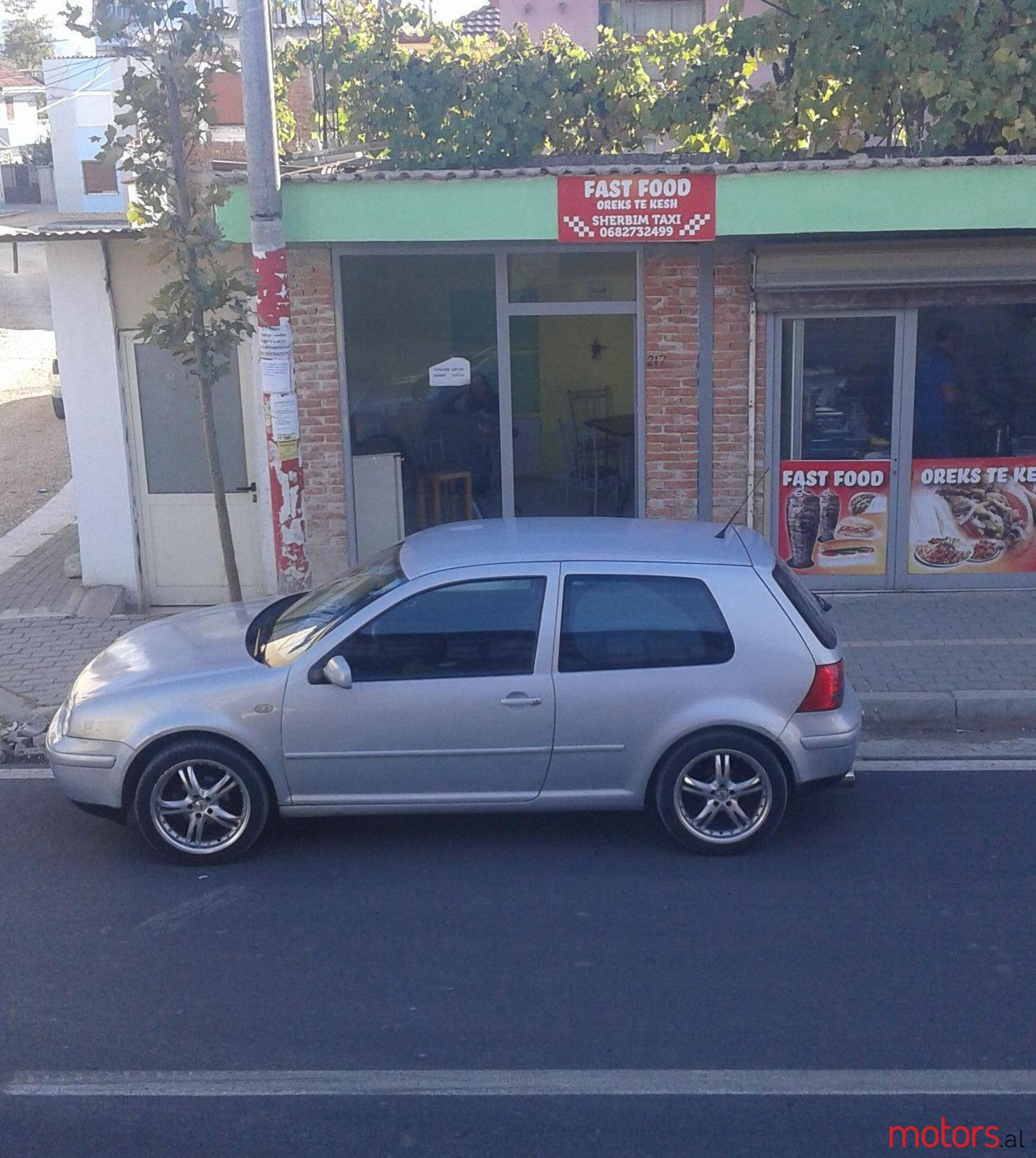 1999' Volkswagen Golf photo #1