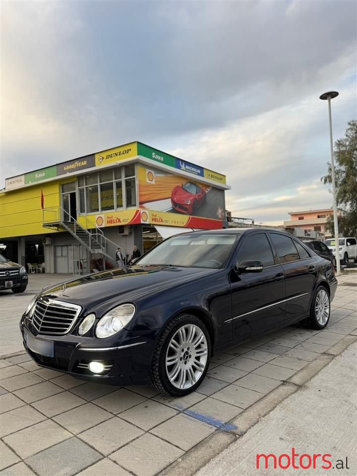2007' Mercedes-Benz E 300 photo #1