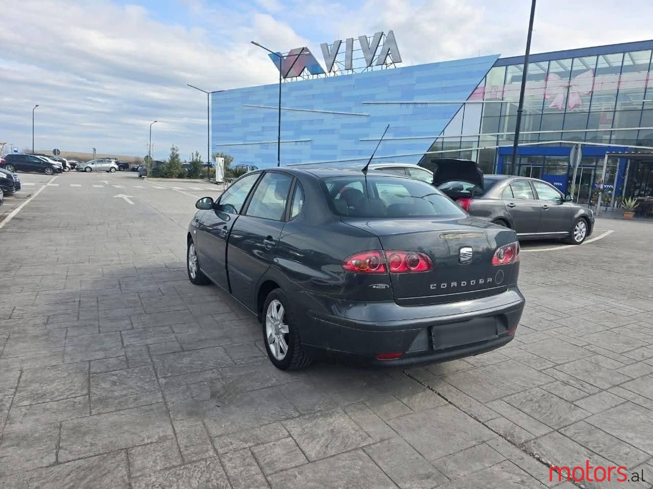 2007' SEAT Cordoba photo #2