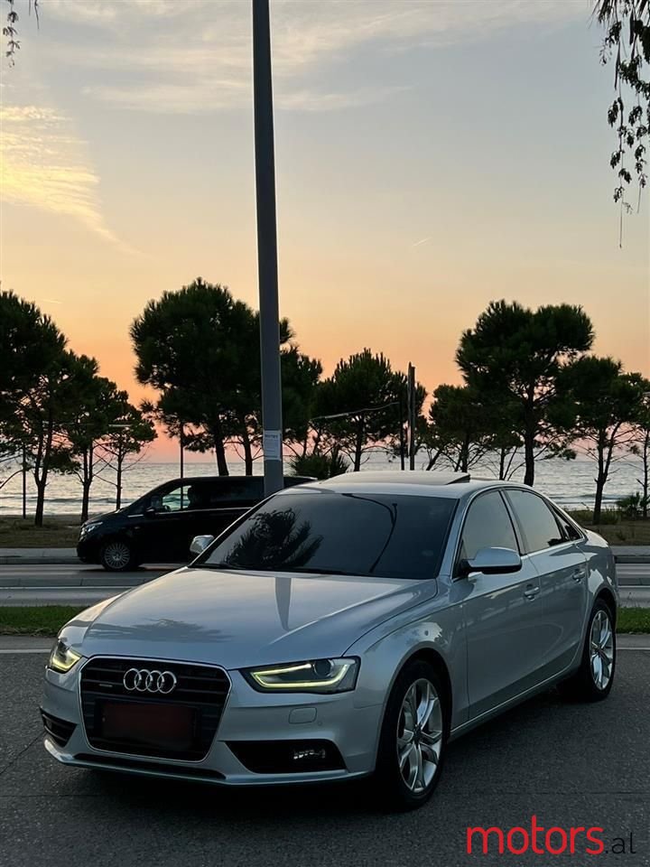 2012' Audi A4 photo #3