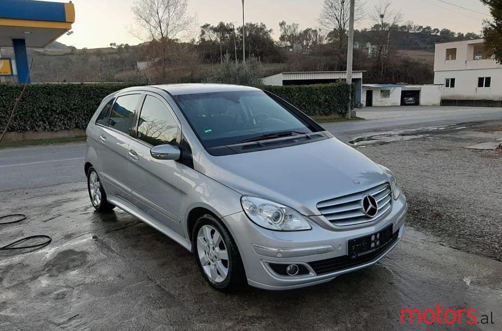 2006' Mercedes-Benz B 200 photo #1