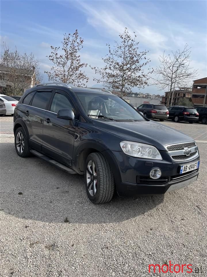 2007' Chevrolet Captiva photo #3