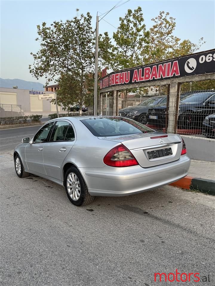 2007' Mercedes-Benz E 220 photo #5