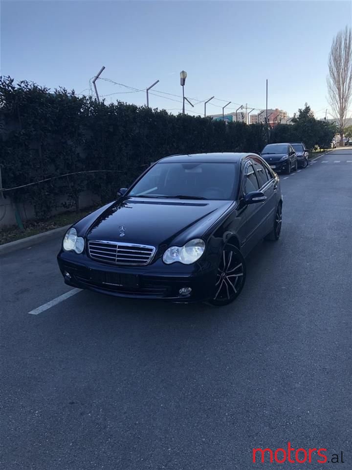 2005' Mercedes-Benz C 200 photo #1