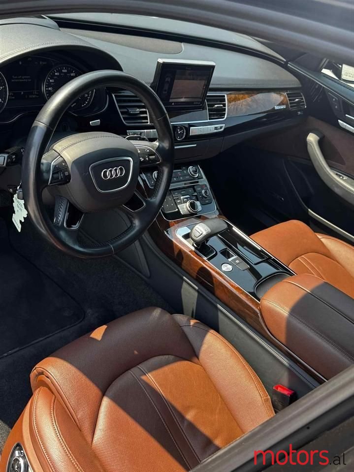 2017' Audi A8 photo #6