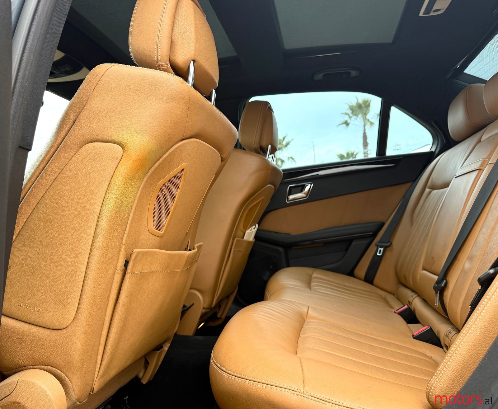 2012' Mercedes-Benz E 55 AMG photo #5