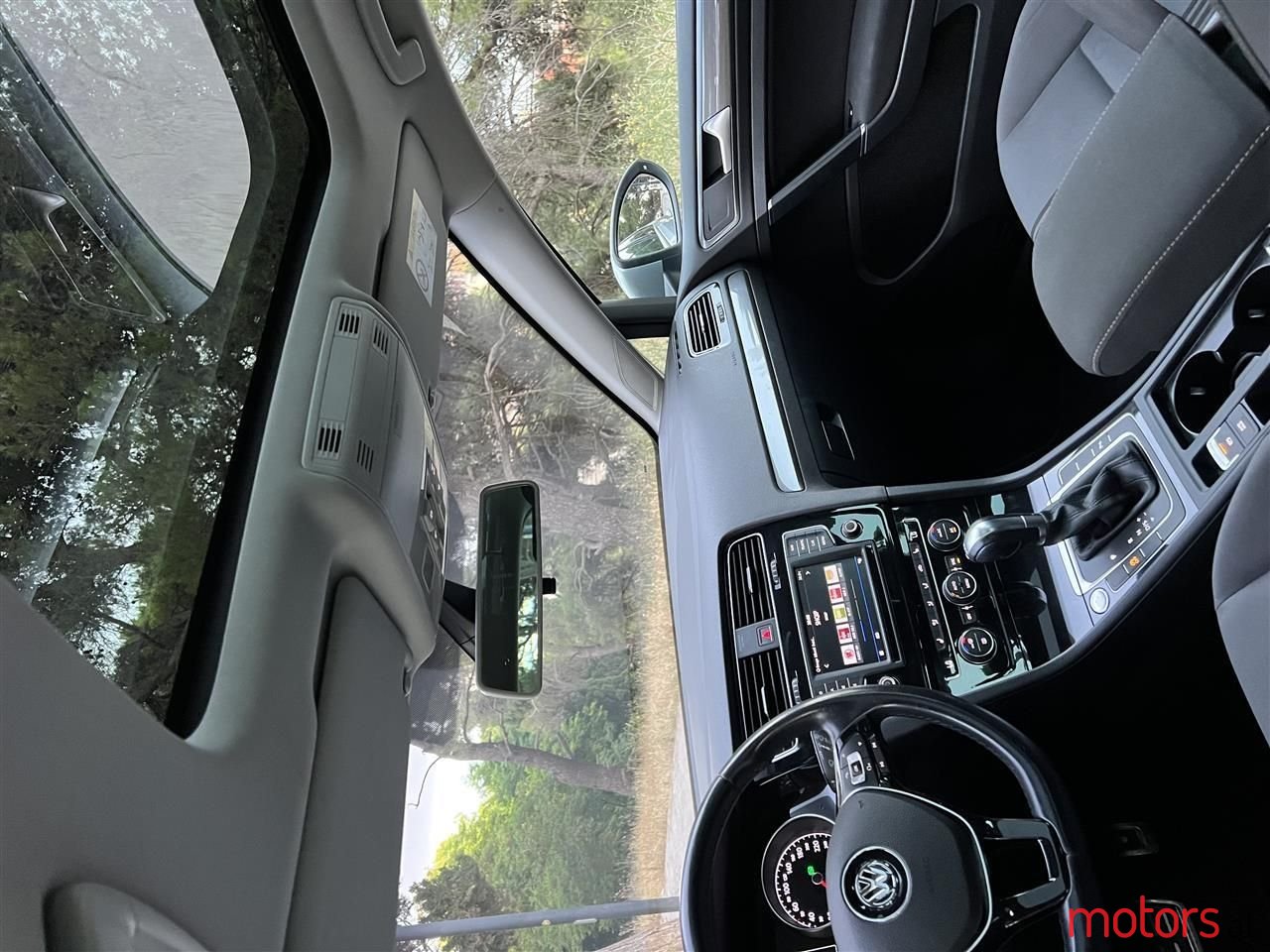 2016' Volkswagen Golf photo #3