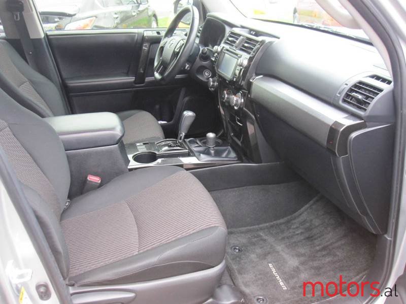 2014' Toyota photo #4