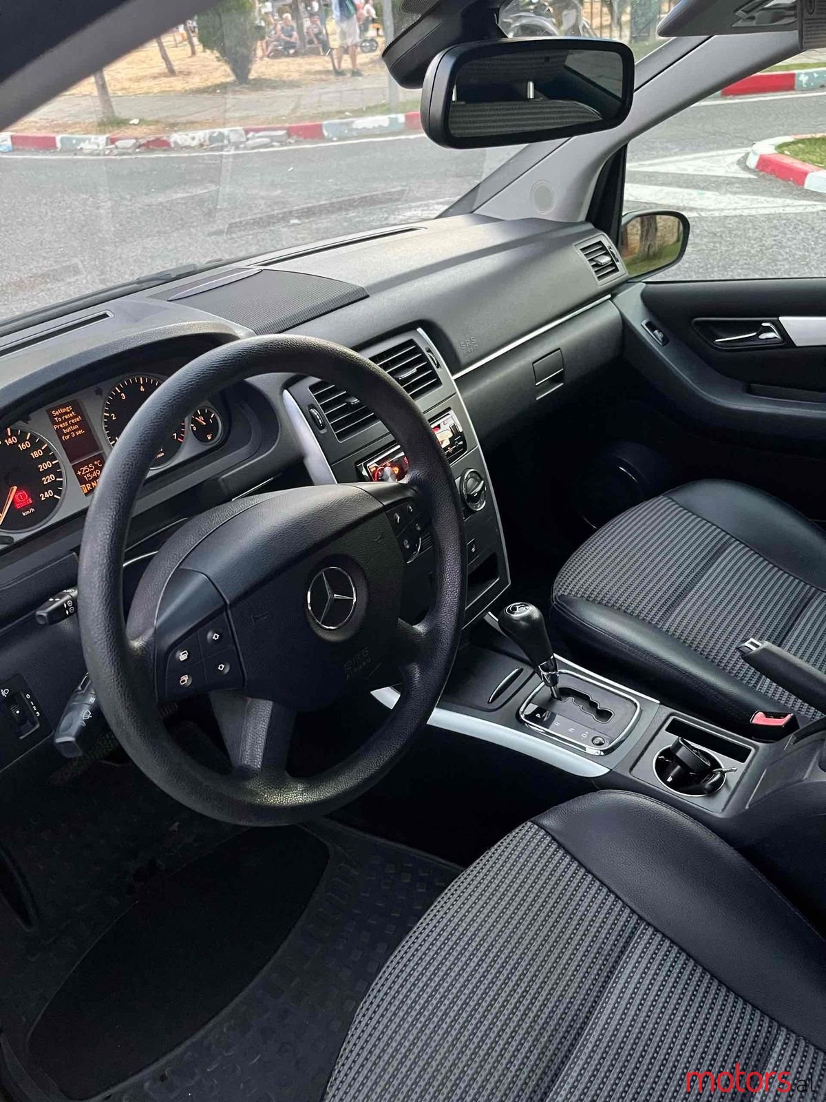 2007' Mercedes-Benz B 180 photo #4