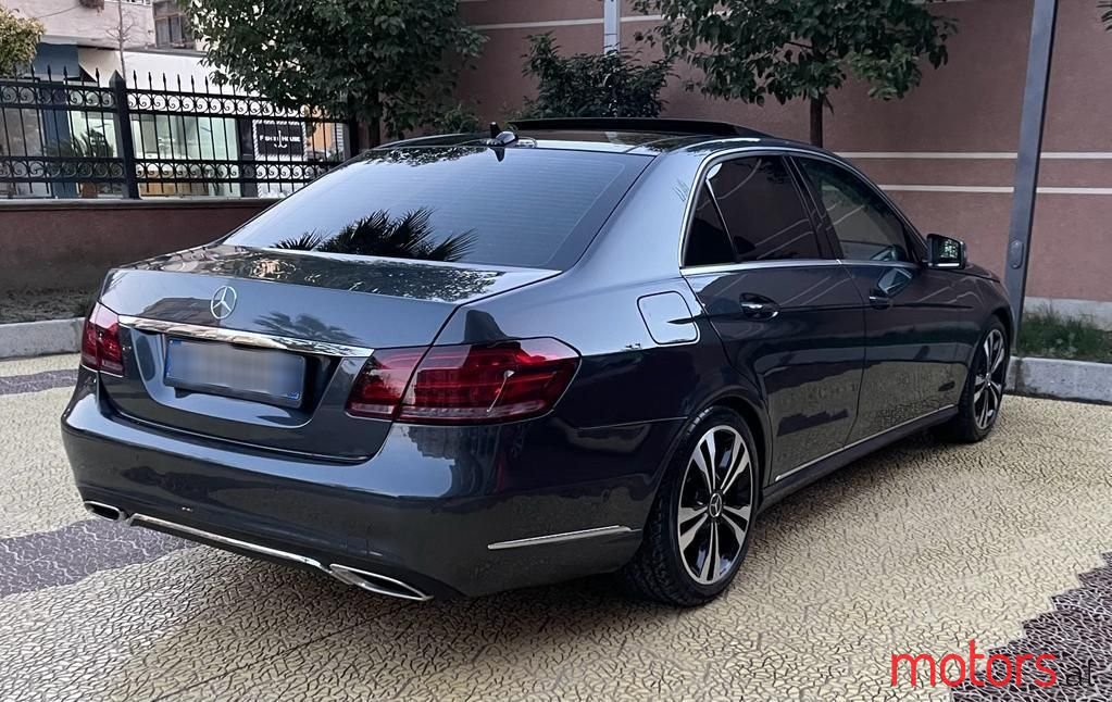 2014' Mercedes-Benz E 250 photo #2