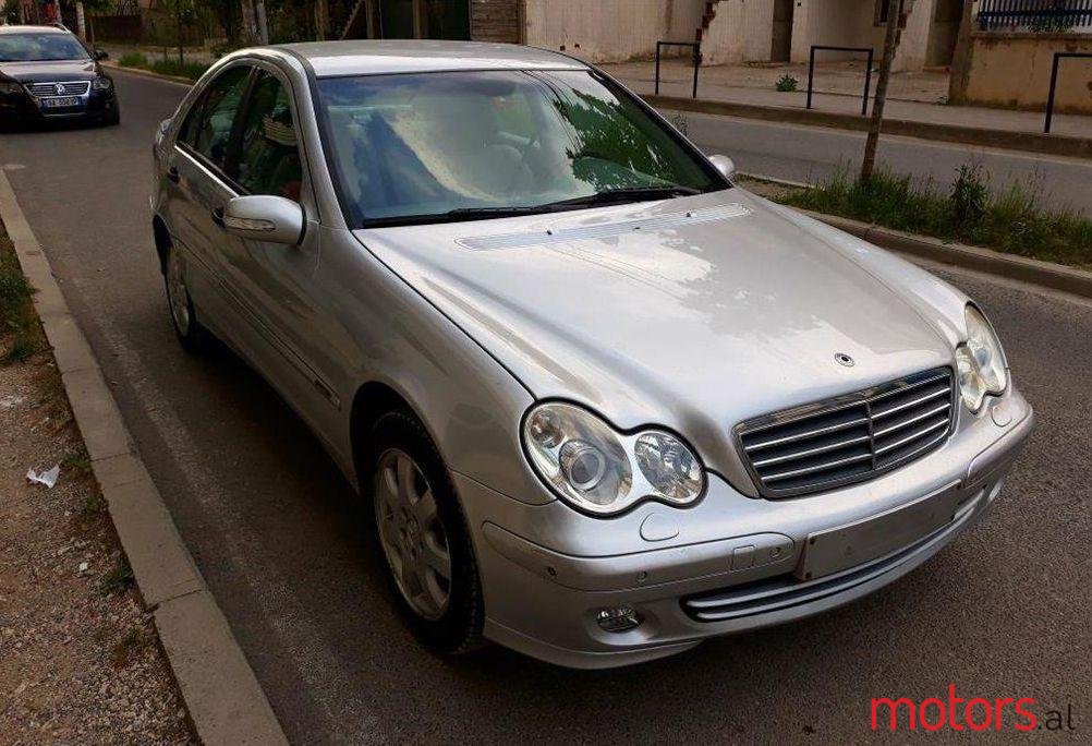 2005' Mercedes-Benz C 180 photo #3