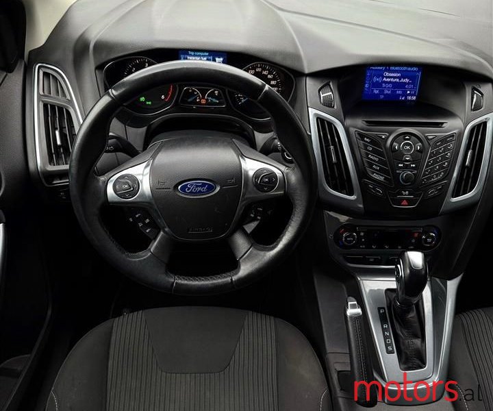 2012' Ford Focus photo #2