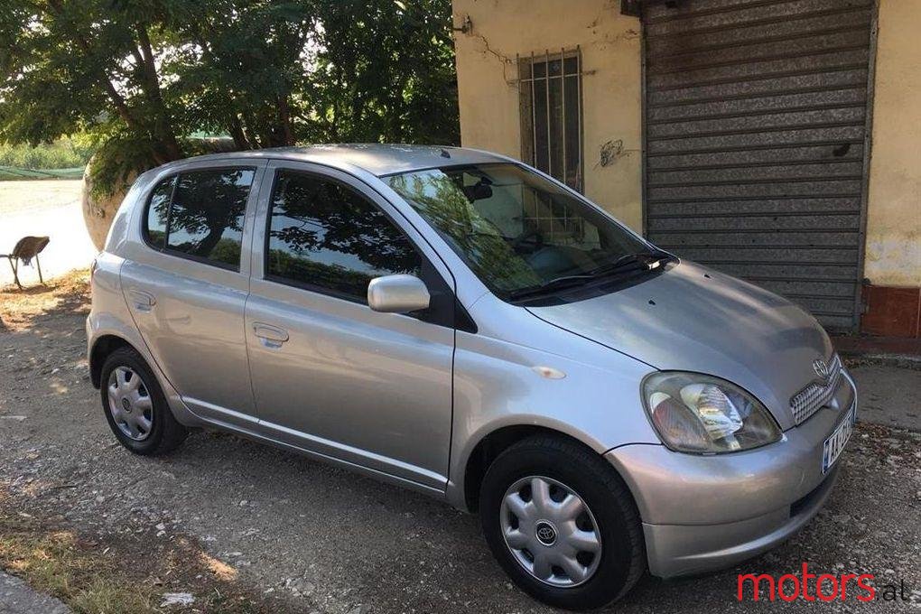 2001' Toyota Yaris photo #1