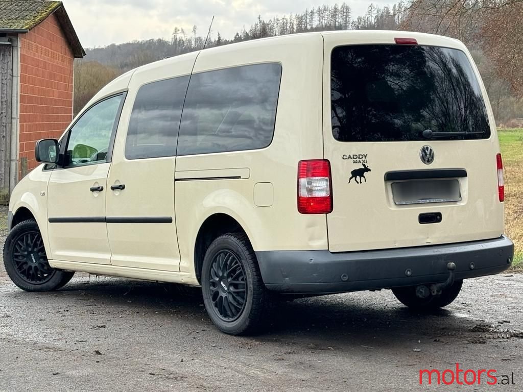 2010' Volkswagen Caddy photo #5