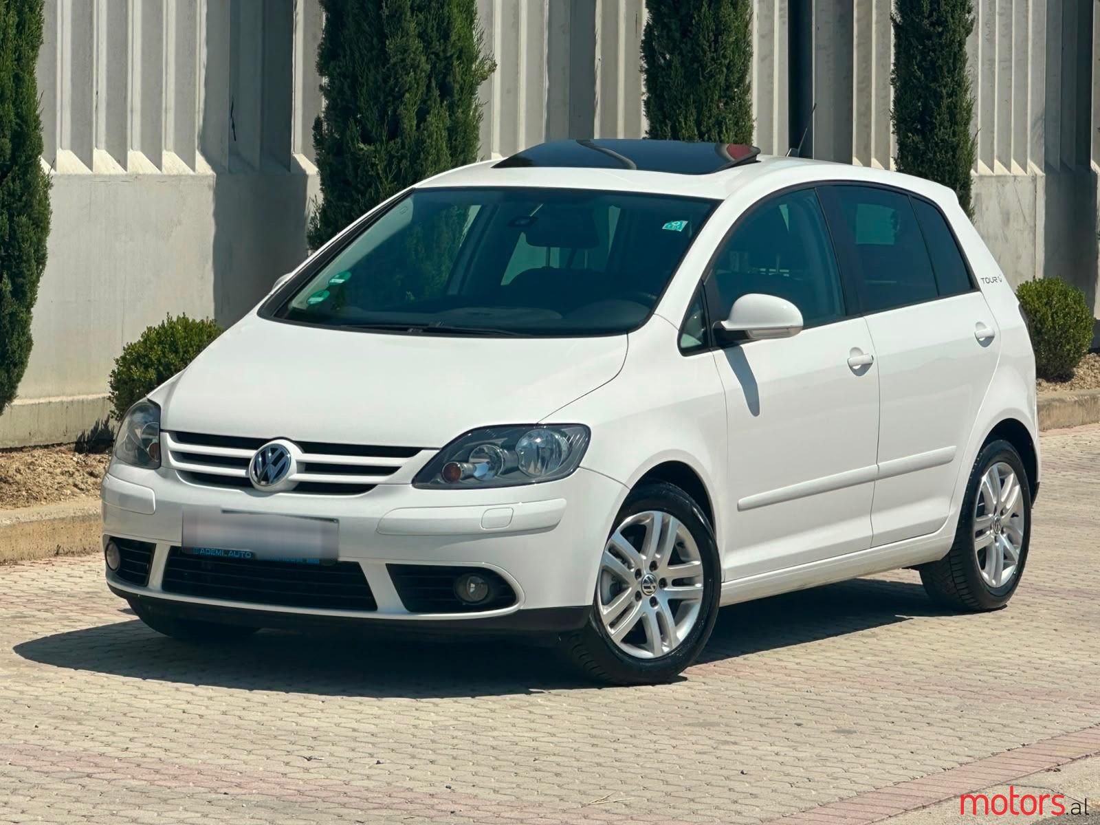 2007' Volkswagen Golf Plus photo #5