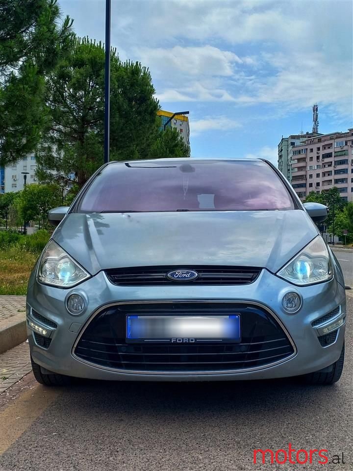 2013' Ford S-Max photo #5