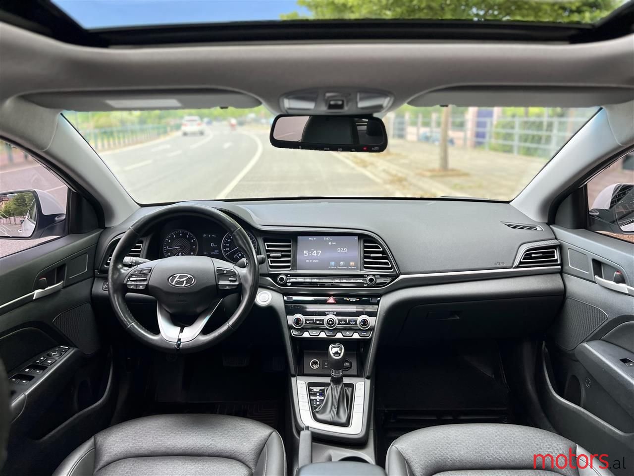 2019' Hyundai Avante photo #3