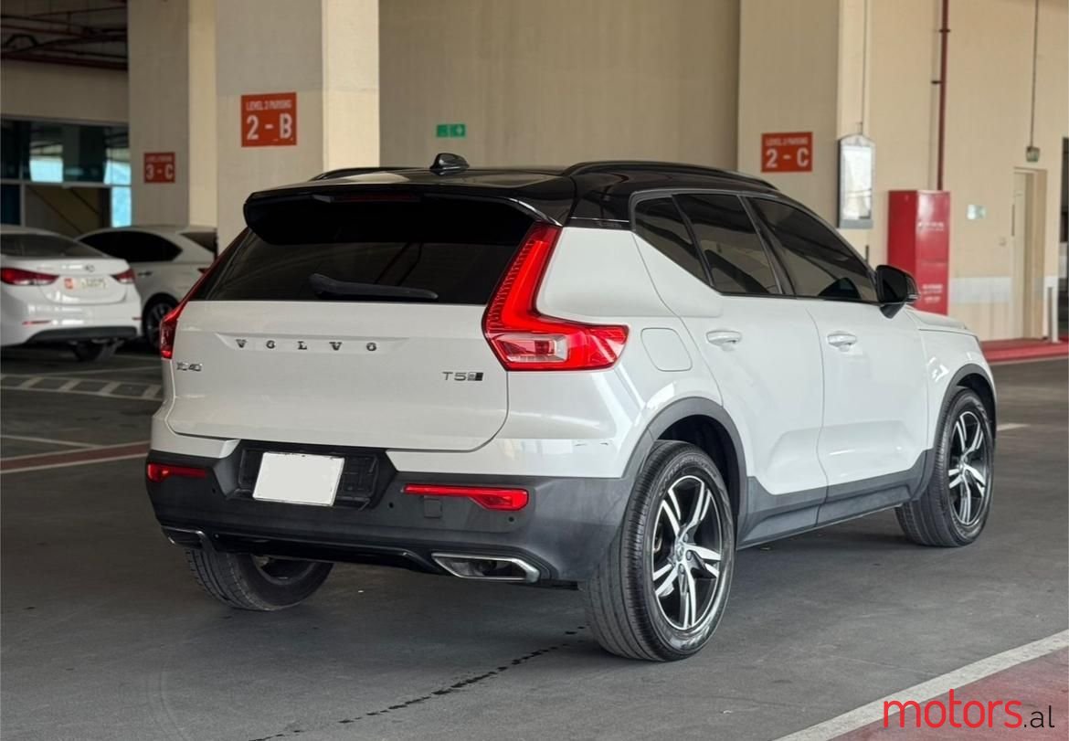 2019' Volvo Xc 40 photo #6