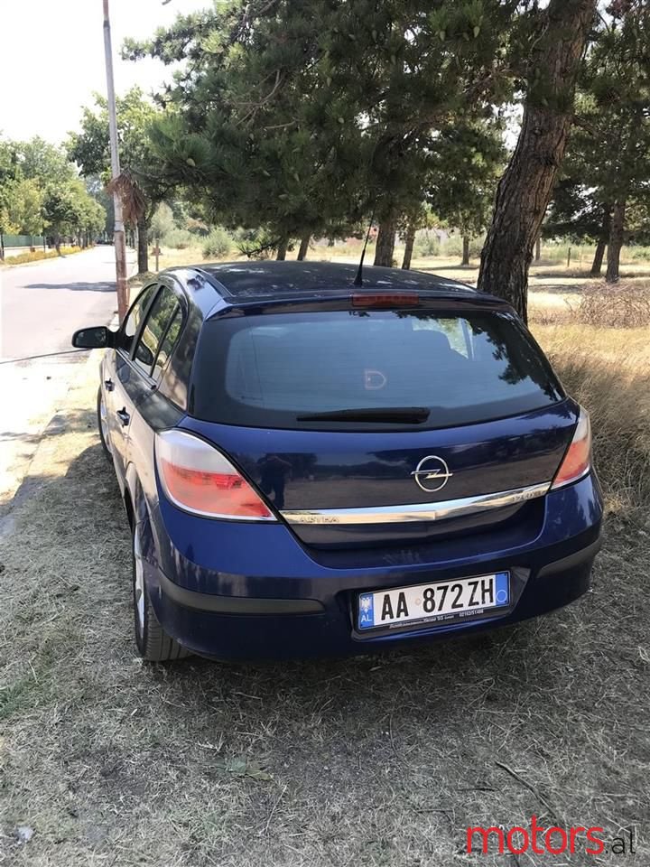 2004' Opel Astra photo #5