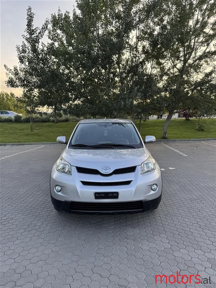 2010' Toyota Urban Cruiser photo #1