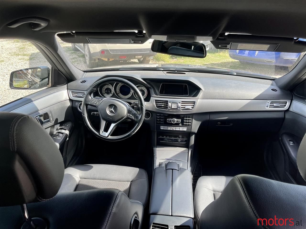 2014' Mercedes-Benz E 300 photo #4