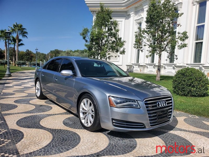 2011' Audi A8 photo #1