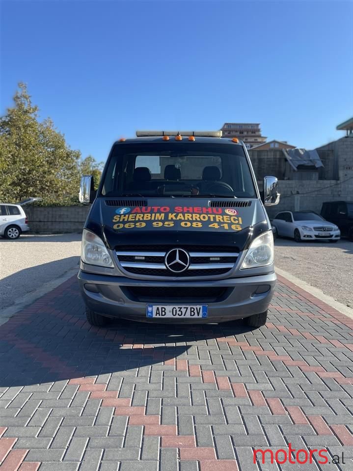 2009' Mercedes-Benz Sprinter photo #3