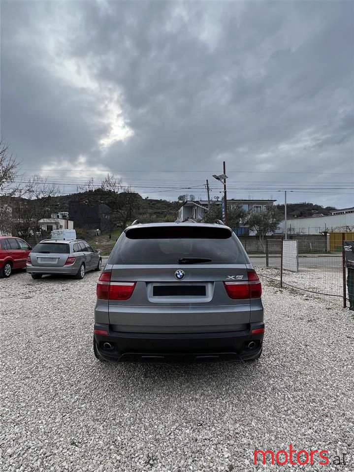 2010' BMW X5 photo #5