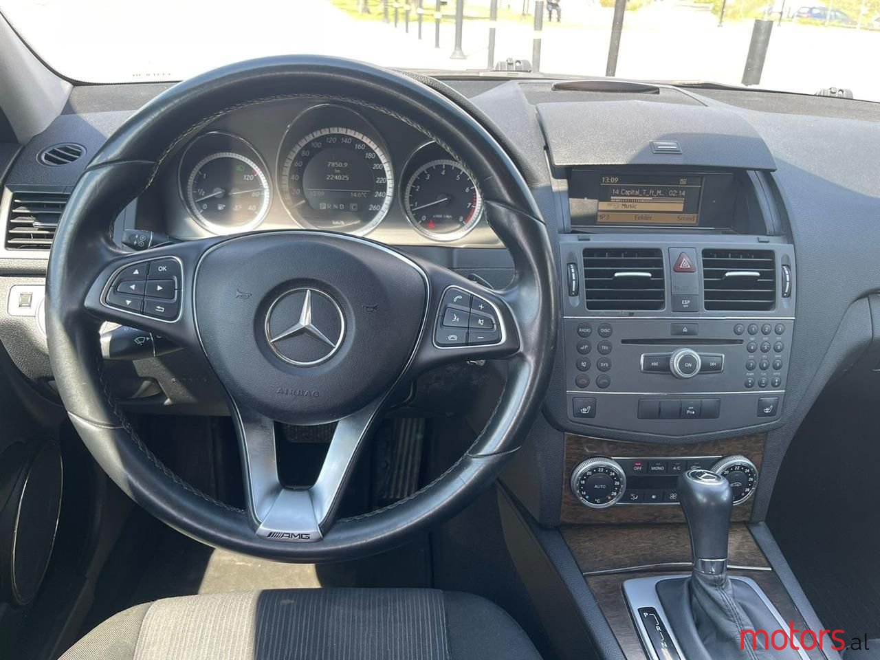 2009' Mercedes-Benz C 200 photo #4