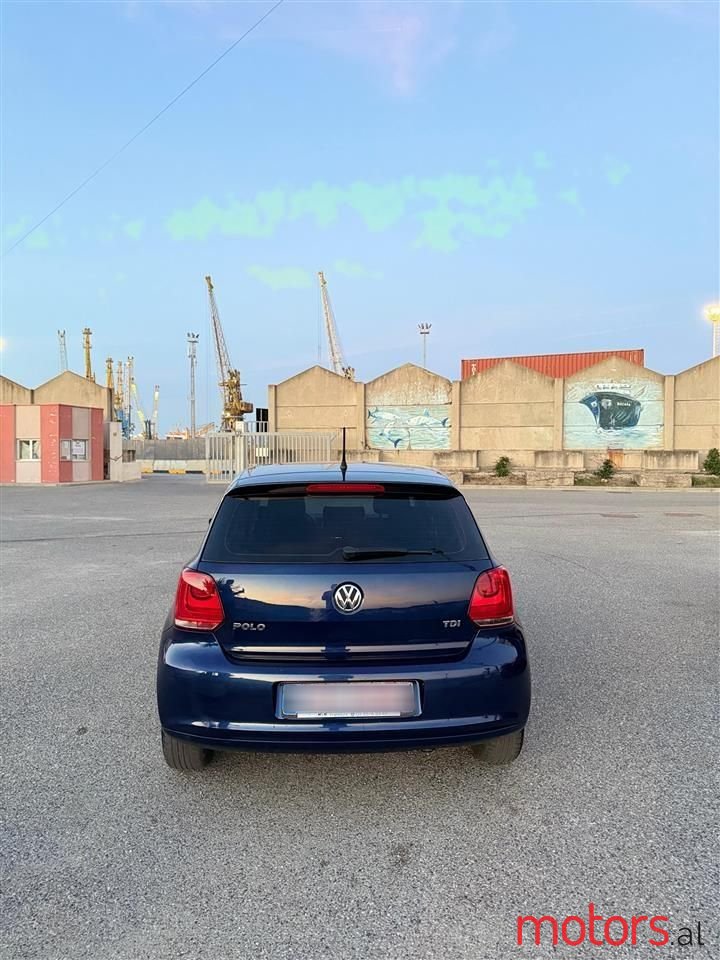 2010' Volkswagen Polo photo #4