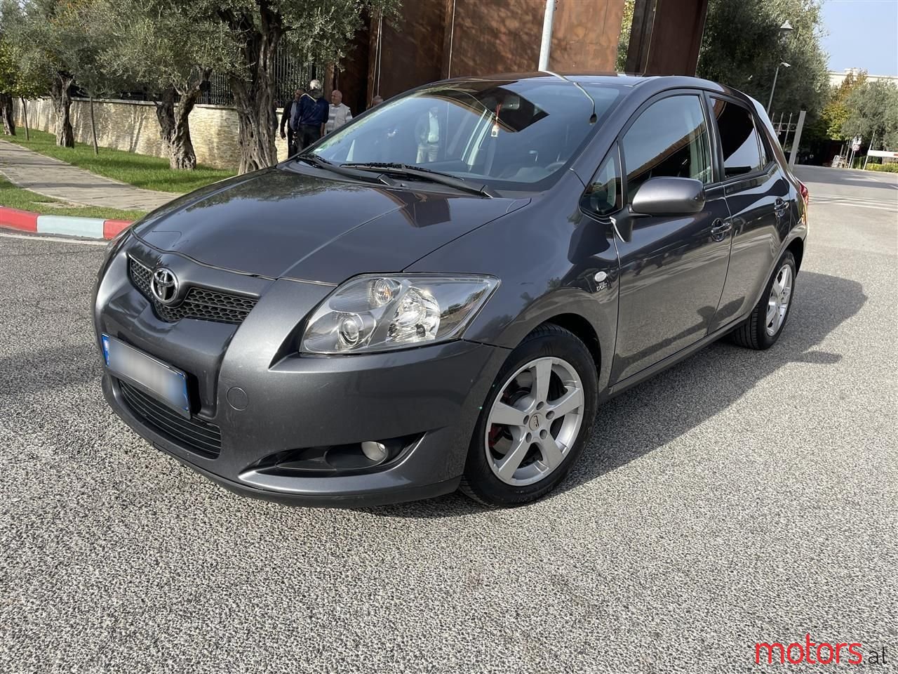 2009' Toyota Auris photo #1