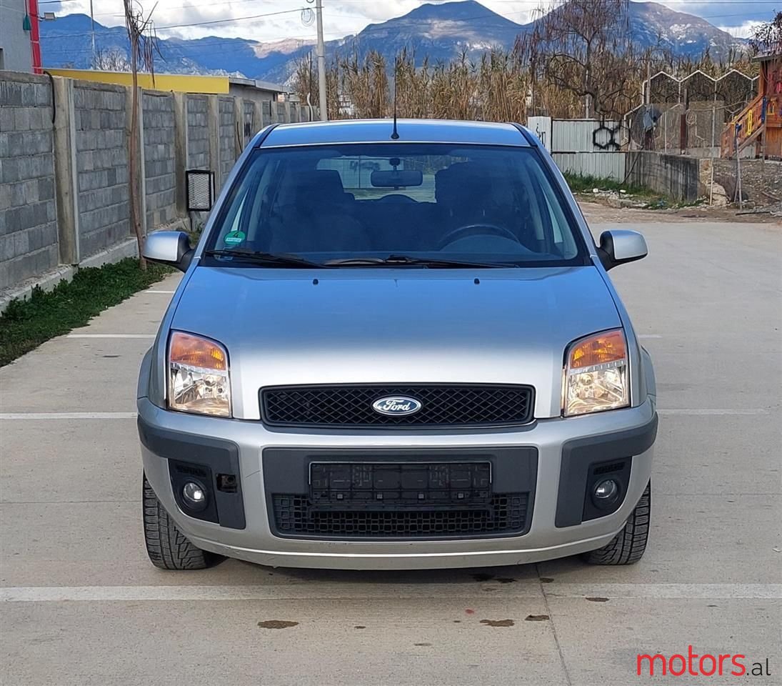 2006' Ford Fusion photo #1