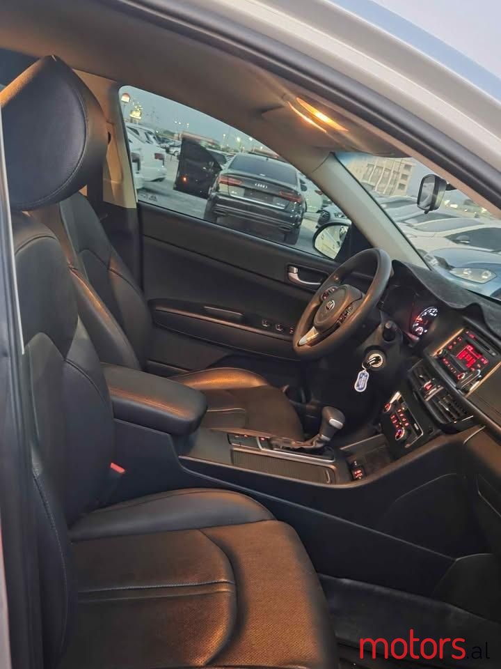 2016' Kia K5 photo #6