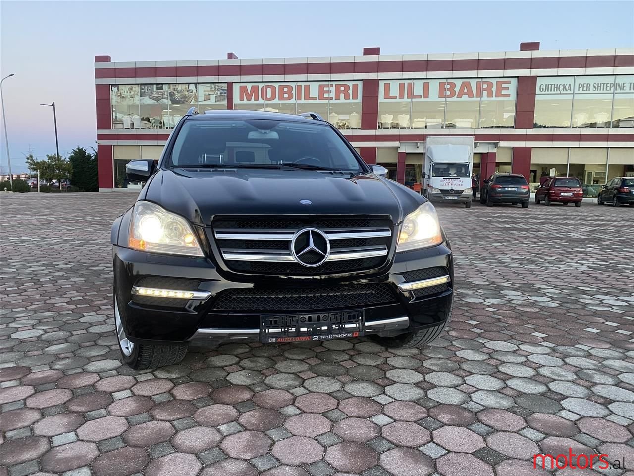 2010' Mercedes-Benz GL 55 AMG photo #3