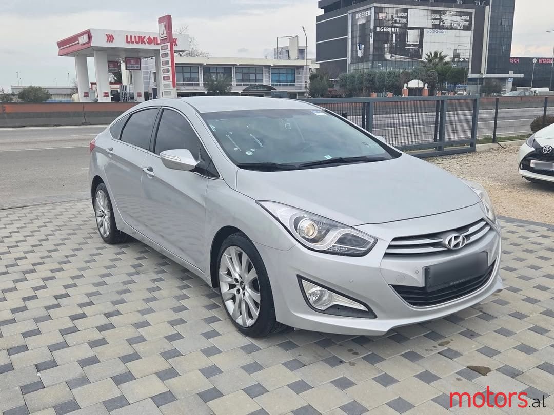 2013' Hyundai i40 photo #1