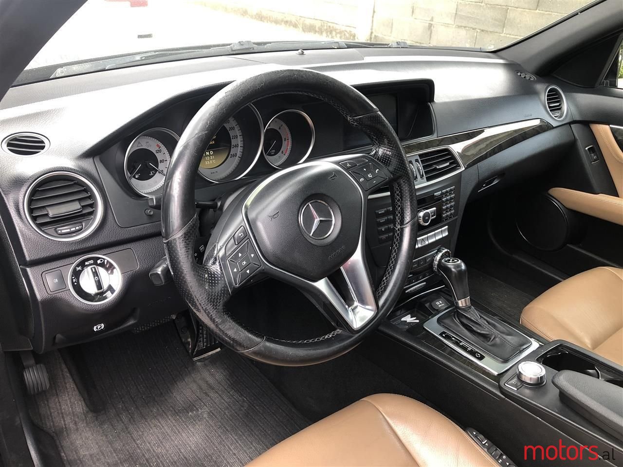 2012' Mercedes-Benz C 220 photo #4