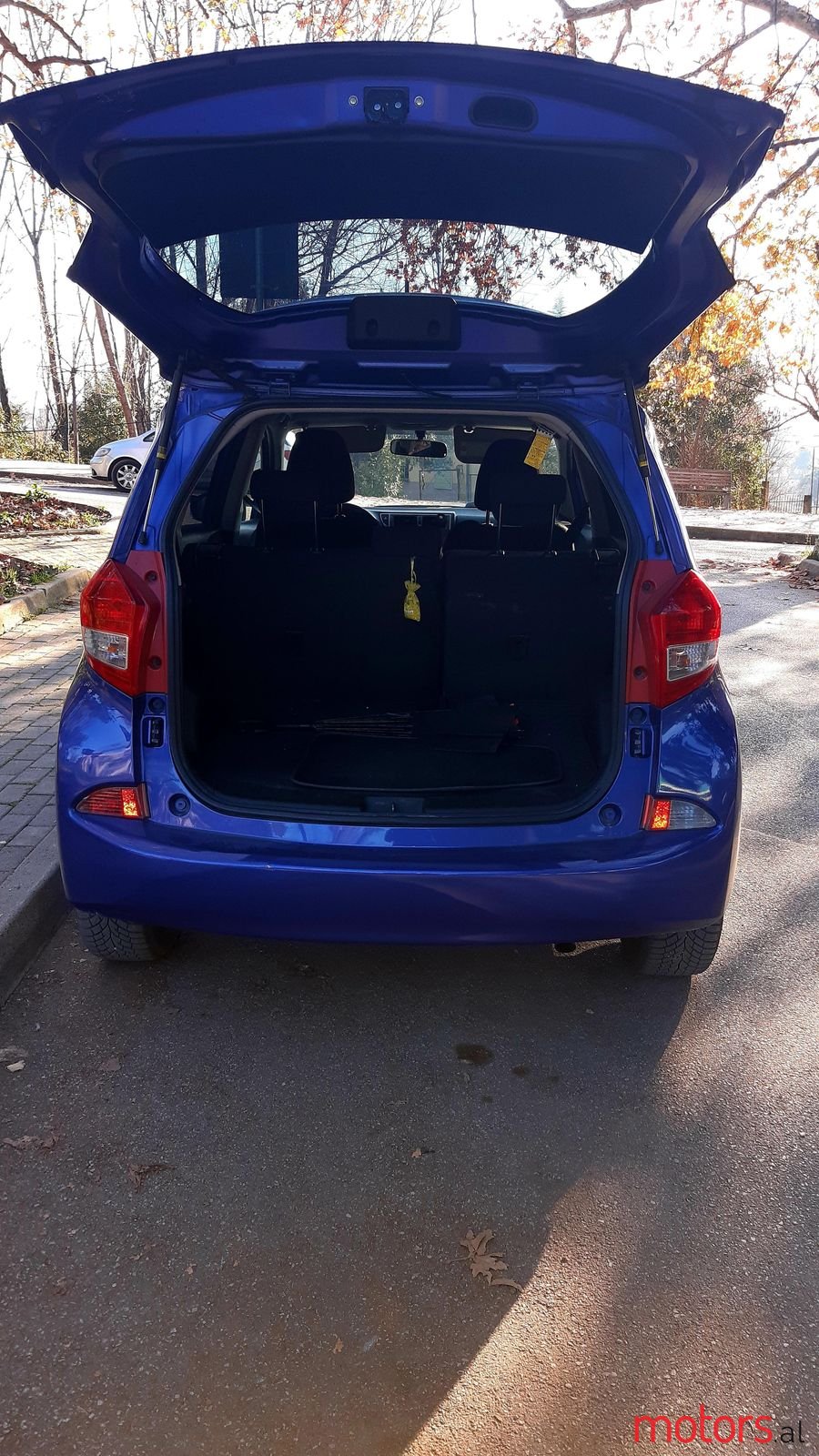 2012' Toyota Verso-S photo #3