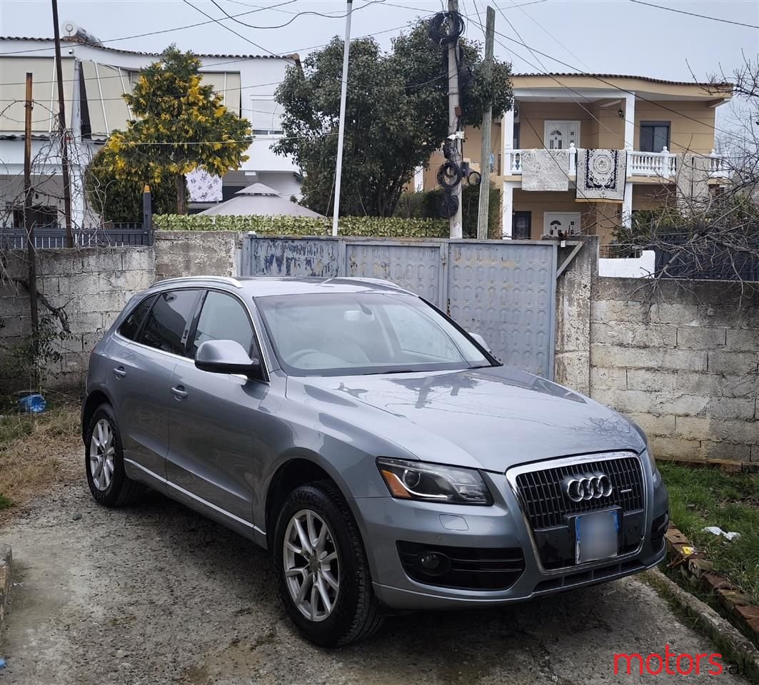 2011' Audi Q5 photo #1