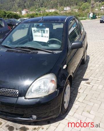 1999' Toyota Yaris photo #2
