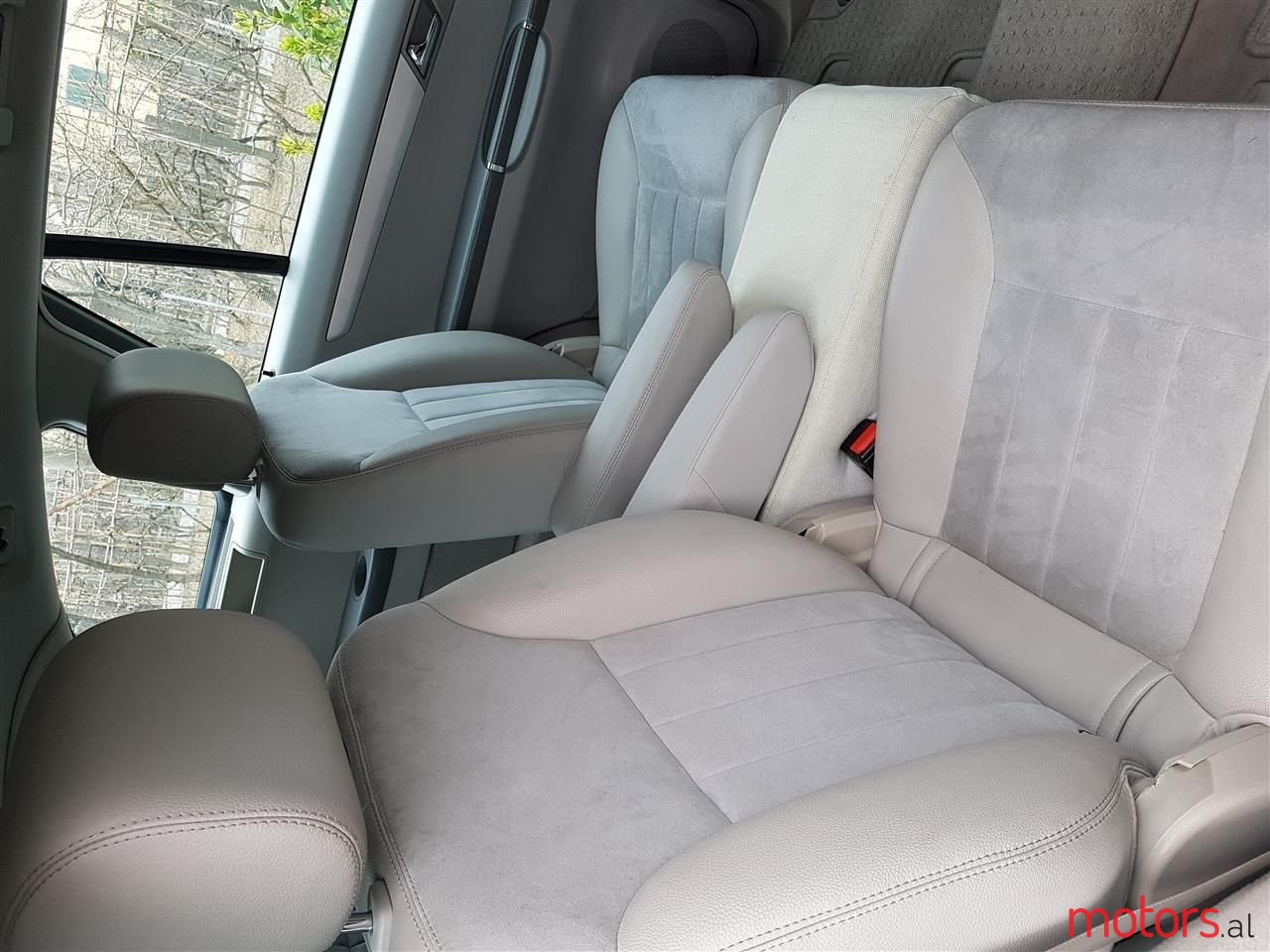 2008' Mercedes-Benz R 320 photo #2