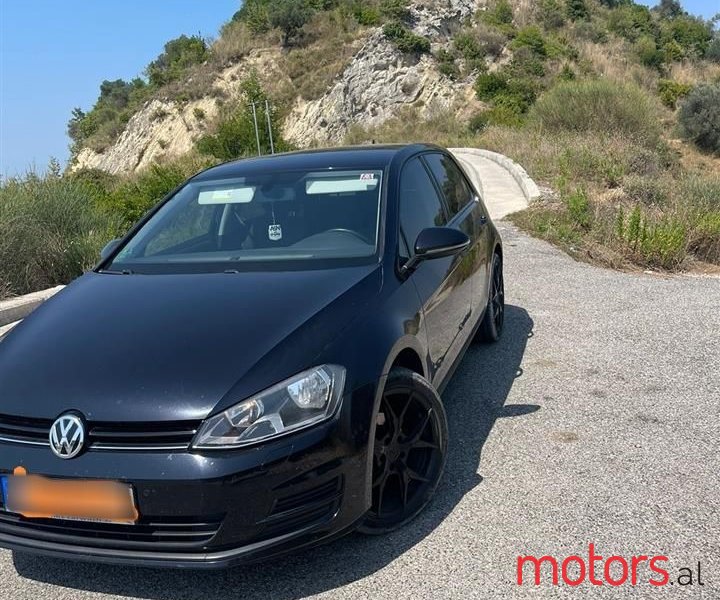 2014' Volkswagen Golf photo #1