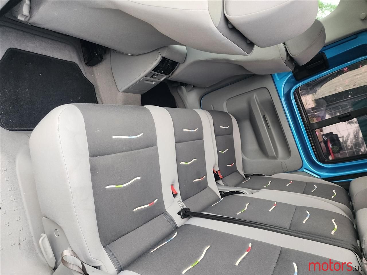 2008' Volkswagen Caddy photo #4