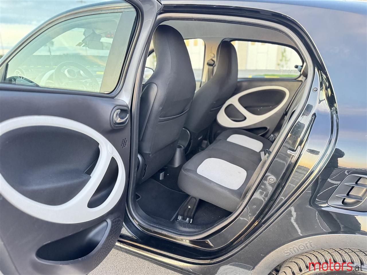 2016' Smart Forfour photo #3