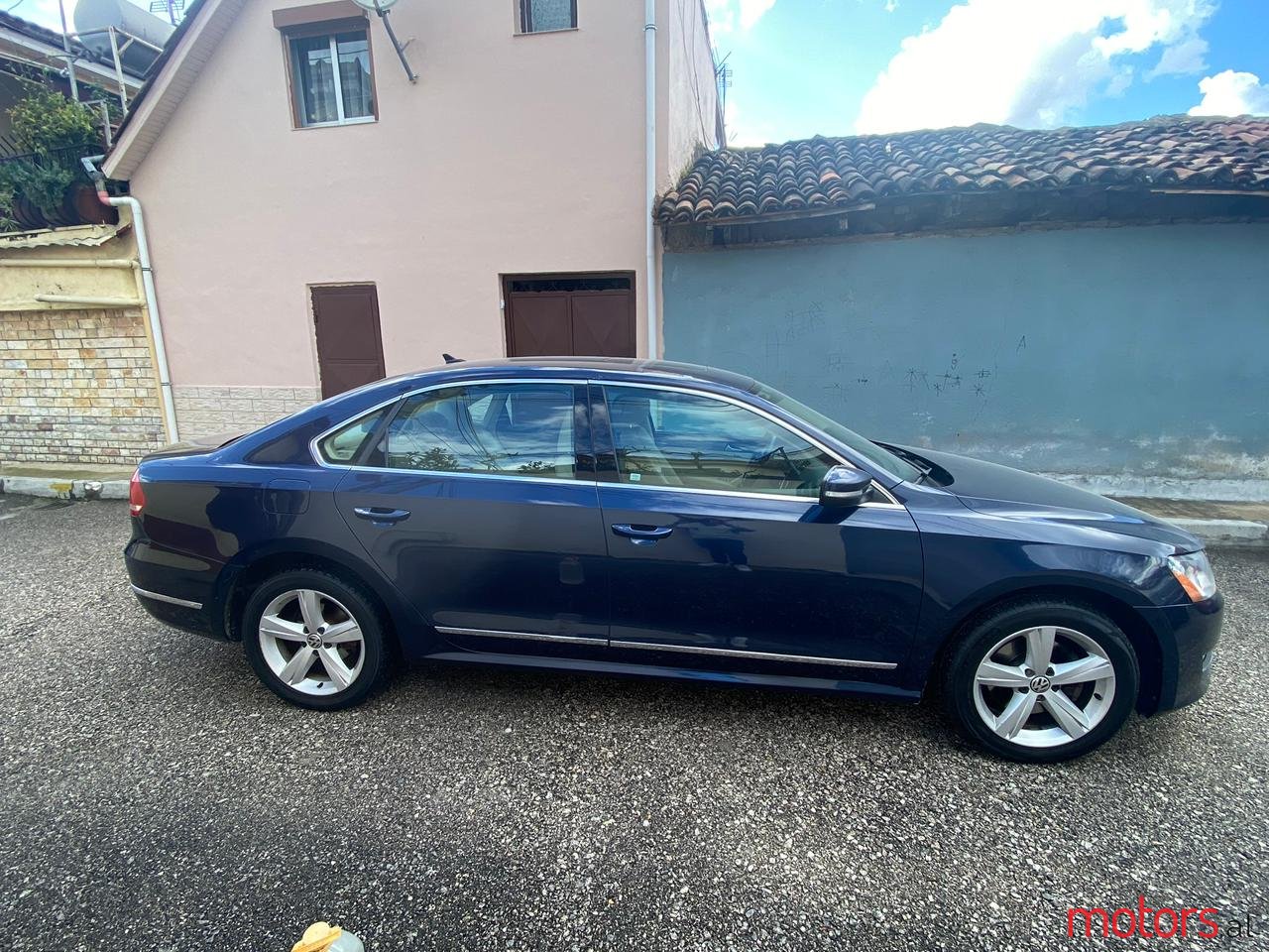 2015' Volkswagen Passat photo #5